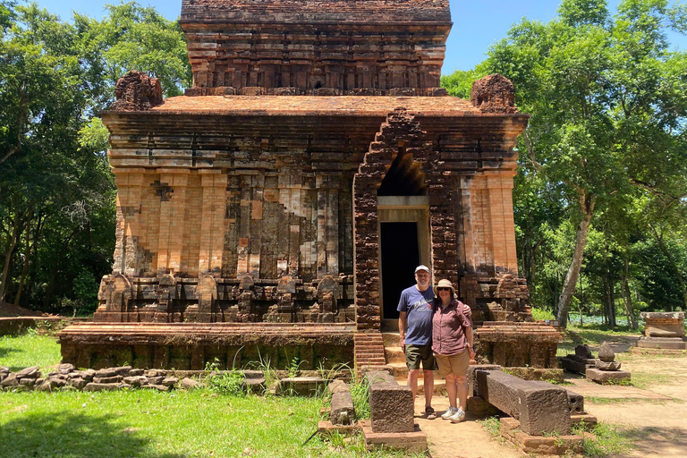 Hoi An: My Son Sanctuary Sunrise Tour with Breakfast