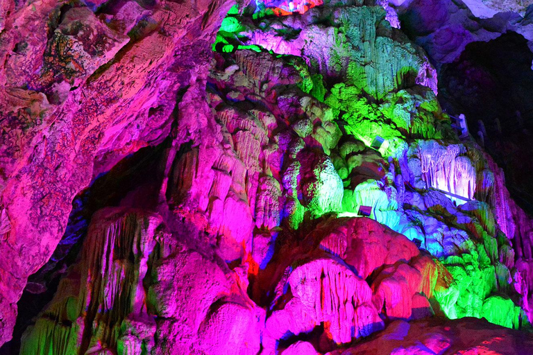 Guizhou: Dragon Palace Tickets & Underground Boat Ride Dragon Palace Cave , Boat Experience & Elevator