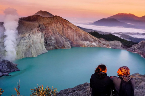 Banyuwangi : Mt Ijen with tour guide and Transfer Service