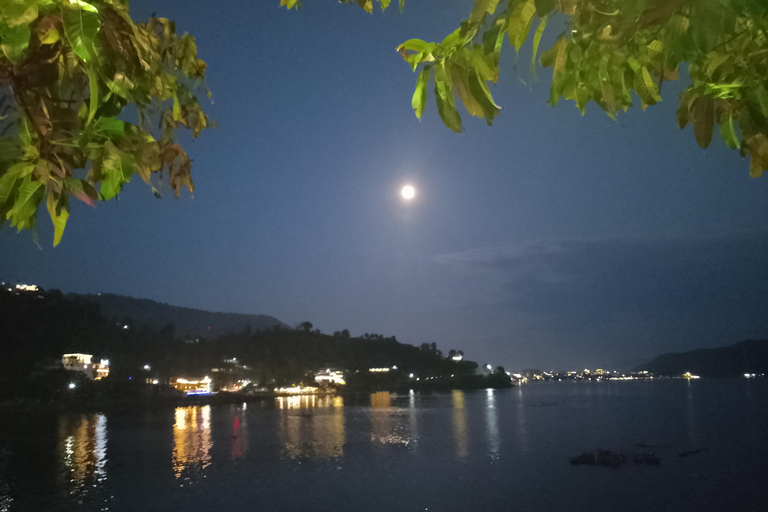 波塔纳与澳大利亚营地短途徒步（从博卡拉出发）短途徒步：从博卡拉出发前往波塔纳与澳大利亚营地