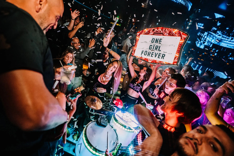 Las Vegas: Night Out at Clubs with Free Drinks and Party Bus Latin Club Crawl