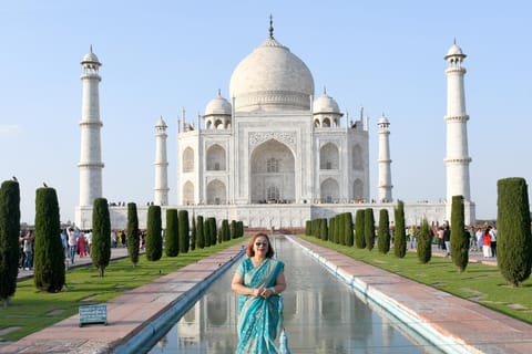 From Delhi: Taj Mahal and Agra Full-Day Tour with Jaipur Drop-Off