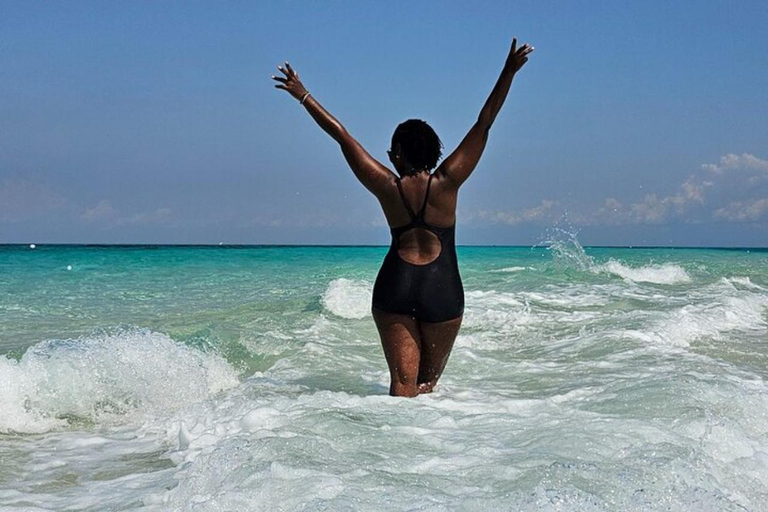 زنجبار: جولة خاصة في ضفة نيانجي الرملية مع غداء من المأكولات البحرية.جولة بدون خدمة النقل من الفندق