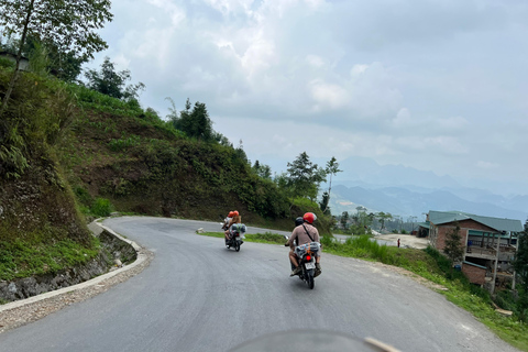 Da Hanoi: tour in auto ad anello di Ha Giang di 4 giorni più video montato