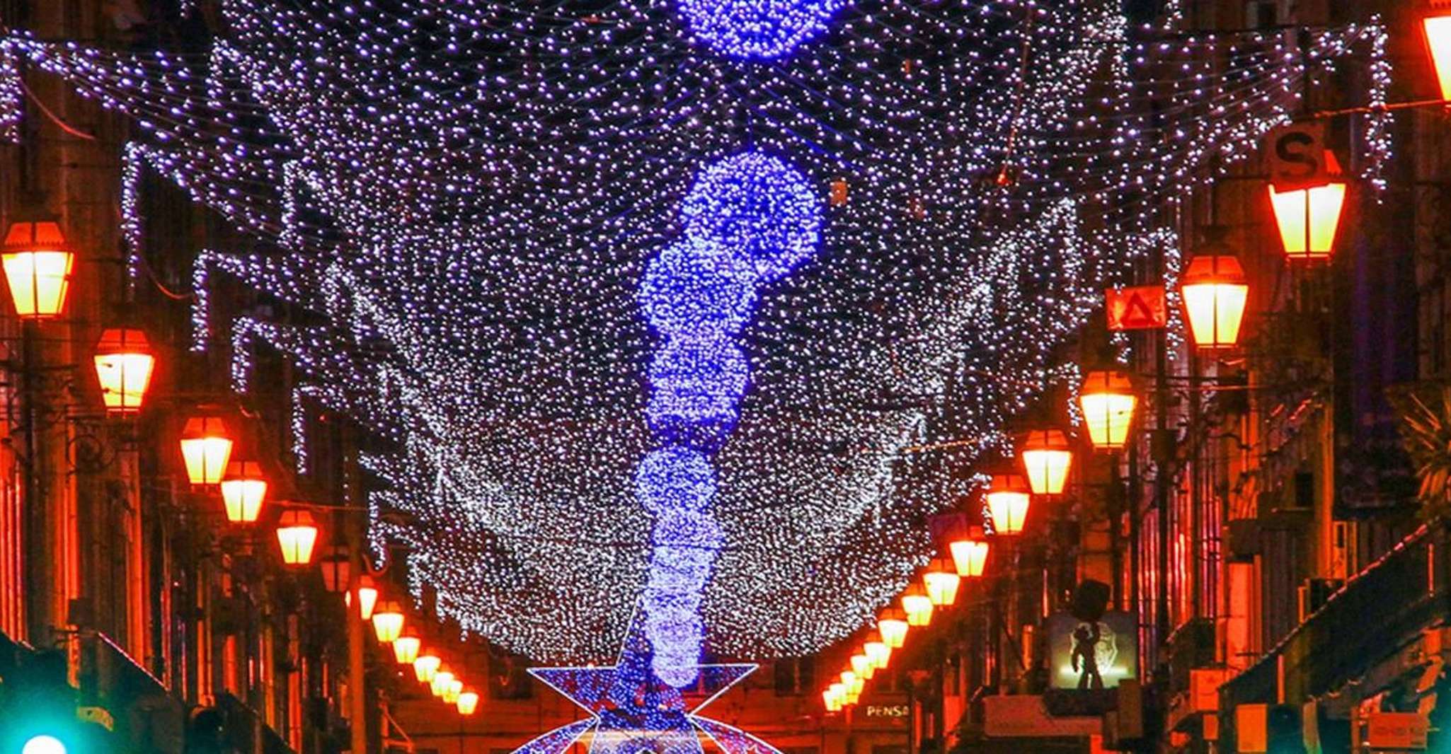 Lizbon, Noel Işıkları Turu Tuk Tuk - Hizvo