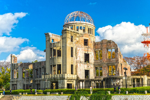 Hiroshima & Miyajima: Private Day Trip with Hotel Pickup