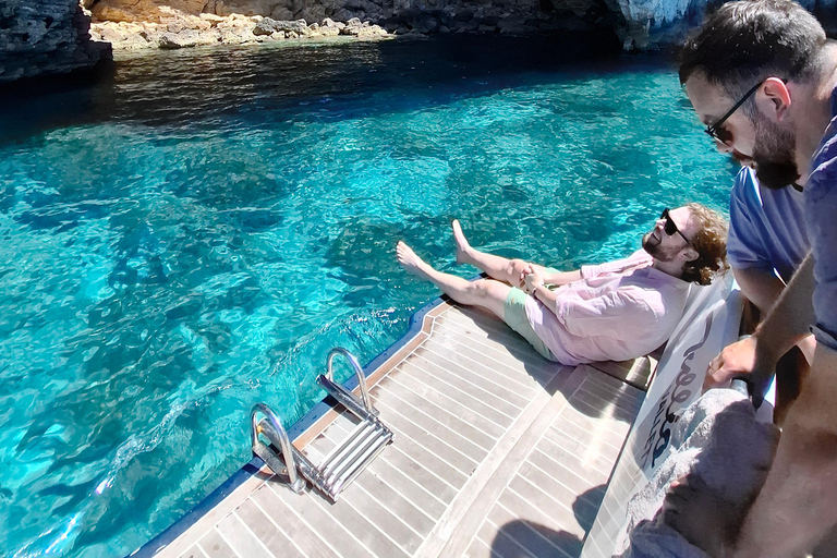 Crociera di un giorno intero a Comino e alla Laguna Blu da Gozo e CirkewwaDa Gozo e Cirkewwa: Crociera di una giornata intera a Comino e alla Laguna Blu