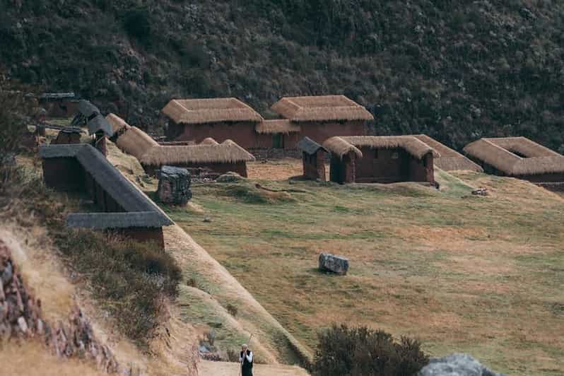 2-Day Huchuy Qosqo Guided Trek & Andean Lodge – All Included