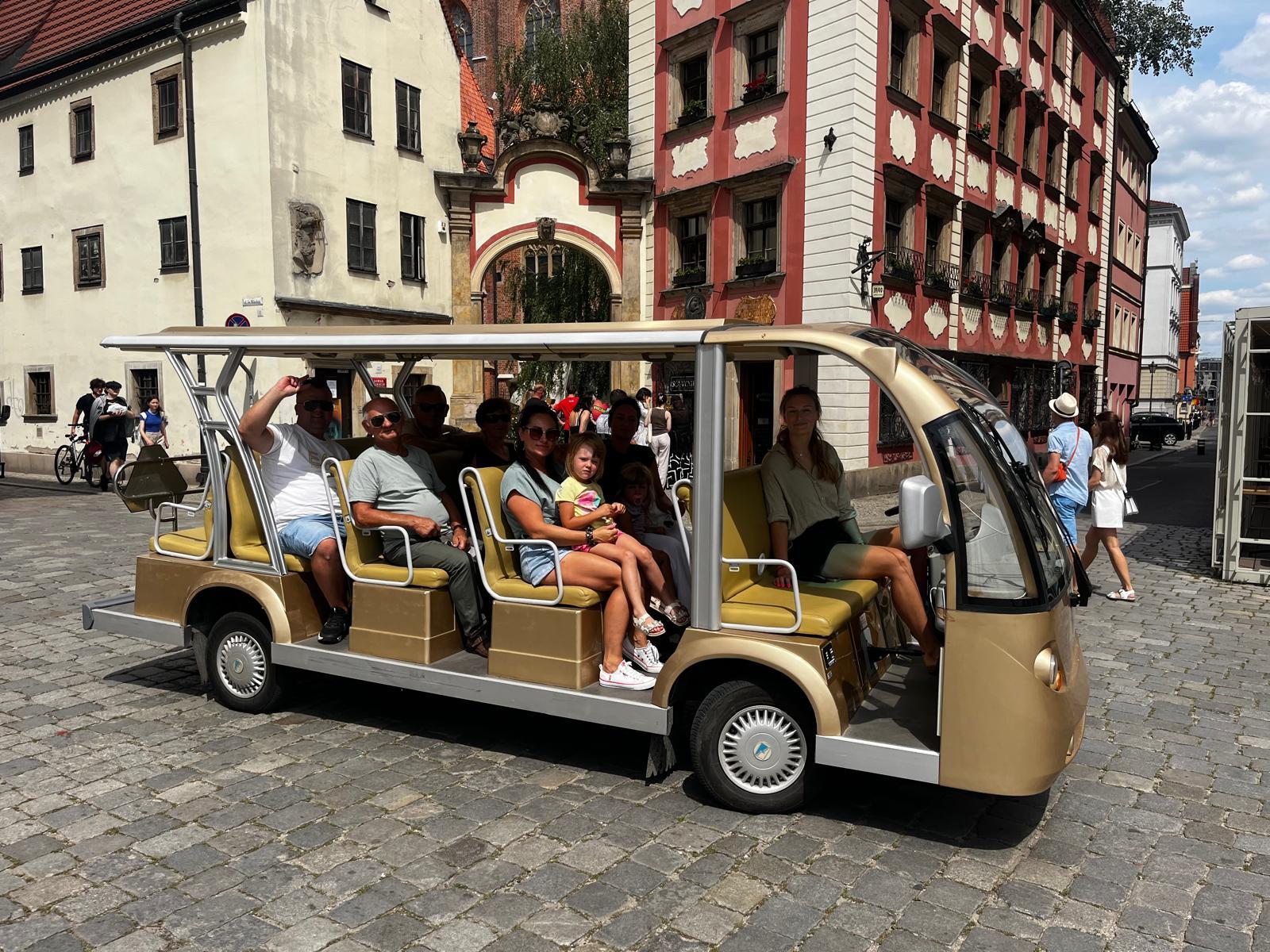 Breslau: Stadtführung mit dem Golfwagen, gemeinsam oder privat