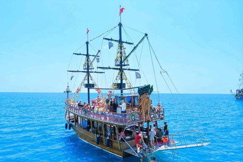 Antalya: Düden Waterfalls Boat Trip with Lunch & Drinks Snecic Boat Tour / with Hotel Transfer
