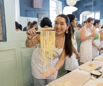 Rome: 3-in-1 Fettuccine, Ravioli, and Tiramisu Cooking Class