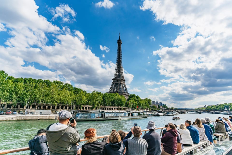 Seine River cruise departing from the Eiffel Tower