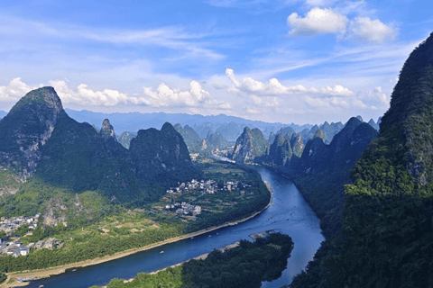 Guilin: Li River Cruise, Yangshuo & Xianggong Hill Day Tour