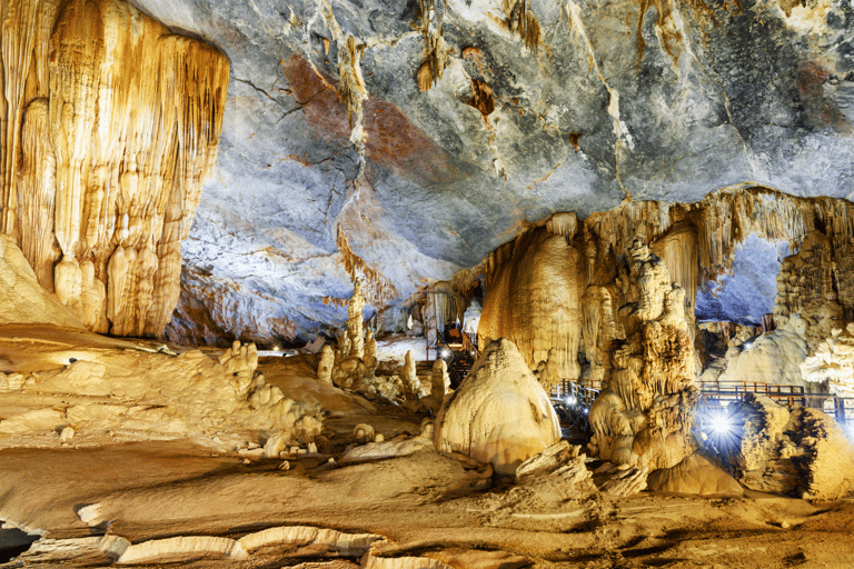 Phong Nha Cave & Paradise Cave: Guided Tour Boat & Explore Group Tour with Drop-Off in Hue