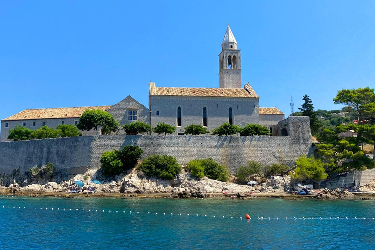 من دوبروفنيك: جولة بالقارب من دوبروفنيك: جولة على متن قارب &quot;هوب أون هوب أوف&quot; في جزر إيلافيتي