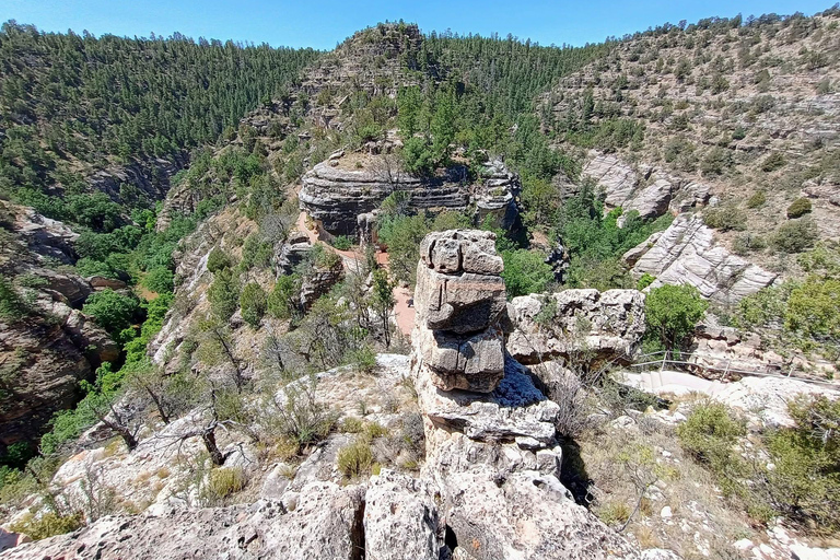 From Scottsdale: Walnut Canyon, Meteor Crater & Winslow Tour