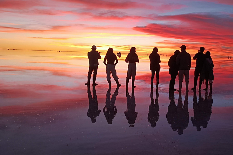 Salar de Uyuni: Pôr do sol e estrelas com operador local