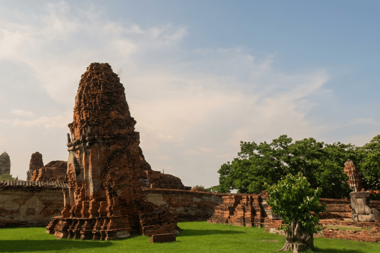 Bangkok: Ayutthaya UNESCO World Heritage Day Trip by Train
