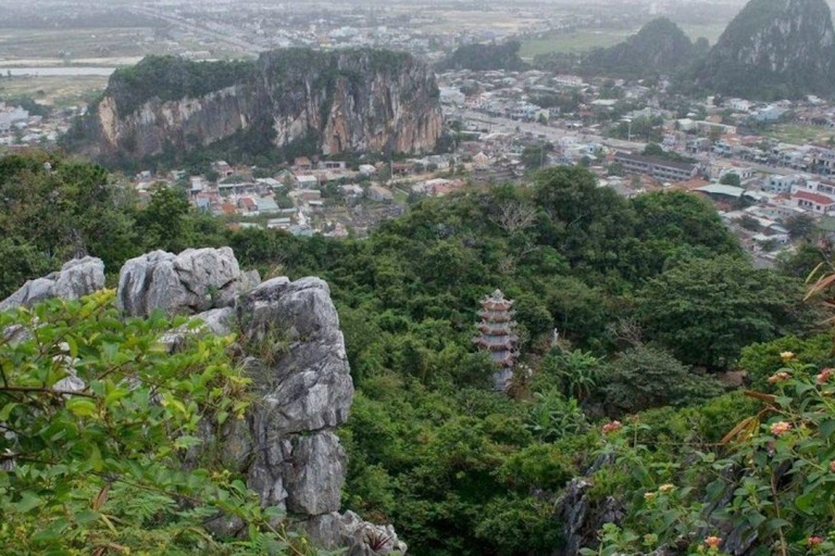 Au départ de Da Nang : Visite privée de la montagne de marbre et de la vieille ville de Hoi AnVoiture privée Départ de Da Nang Retour Hoi An