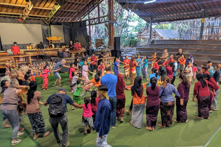 Bandung Countryside Tour: Waterfall, Rice Fields &amp; Culture