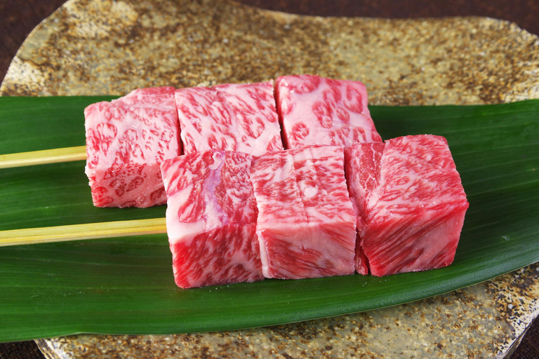 Tokyo : Tsukiji Fish Market Food Walking & Shrine Visit Tour