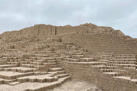 From Lima: Miraflores + Huaca Pucllana Tour