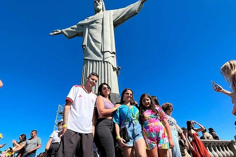 Combo Tour 1: Corcovado & City Tour Express + Arraial Combo 1: Corcovado and City Tour + Arraial do Cabo