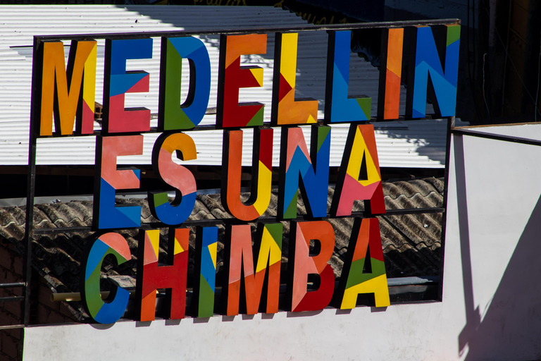 Visite complète de Medellin : visite de la ville et des graffitis avec déjeuner inclus