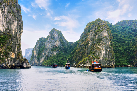 Desde Hanói: barco de lujo día completo por bahía de Halong