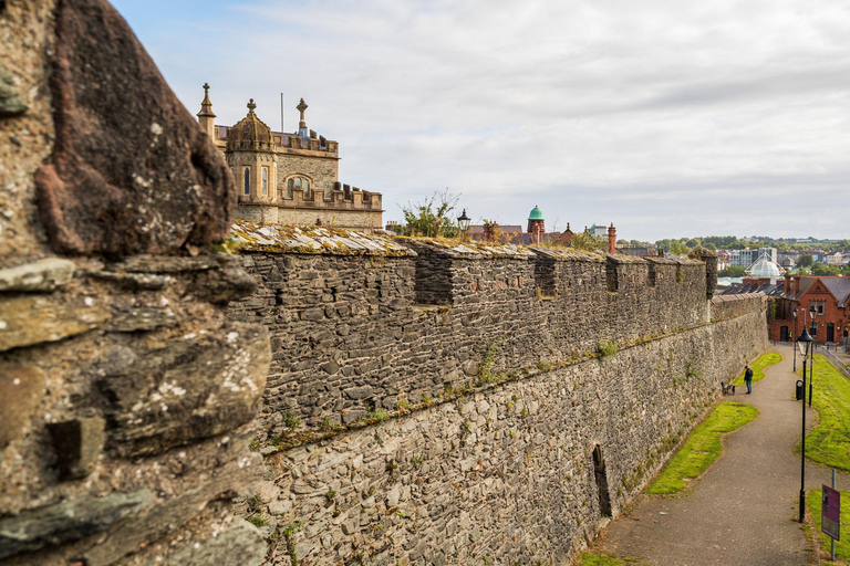 Belfast: Giants Causeway & Walled City of Derry Group Tour From Belfast: Small Group Giants Causeway and Derry City