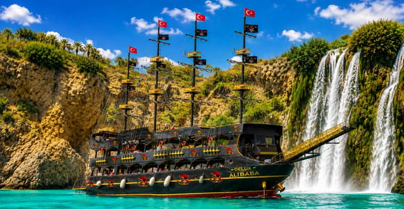 Antalya: Ali Baba Pirate Ship Deluxe Cruise Düden Waterfall