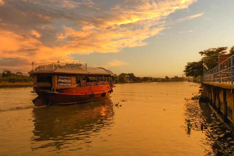 Bangkok: Ayutthaya Temples Day Trip with Sunset Cruise