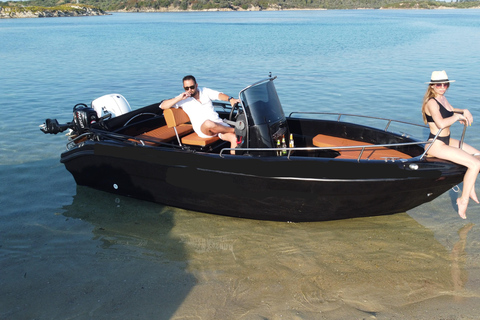 Santorini: Self-Drive Boat Rental without Boat License