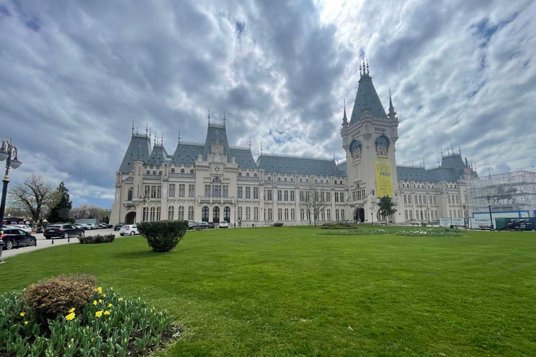From Chișinău: Iași Guided Day Trip with Private Transport
