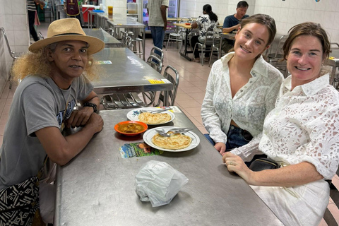 Georgetown Street Art Tour & Mix Culture Local Food Tasting