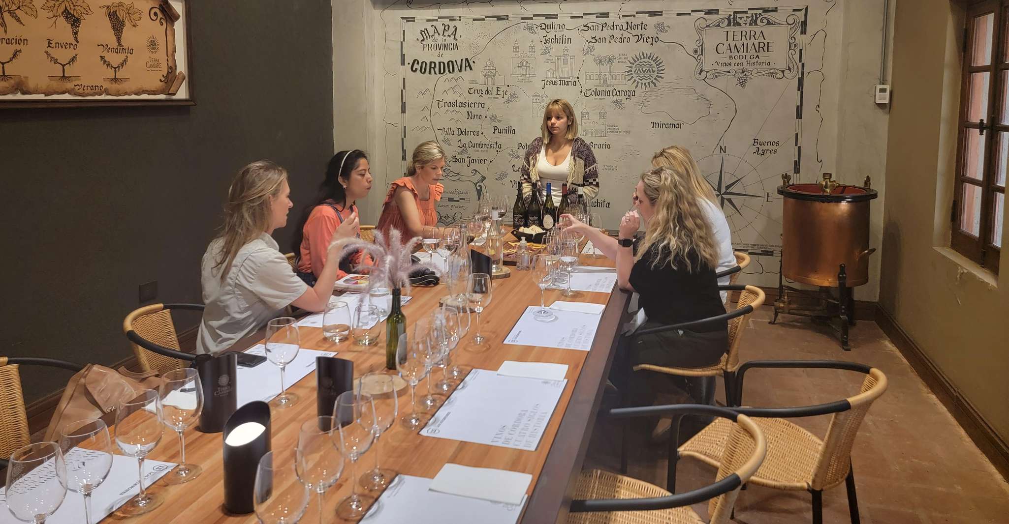 Visite et histoire du vin - Hizvo