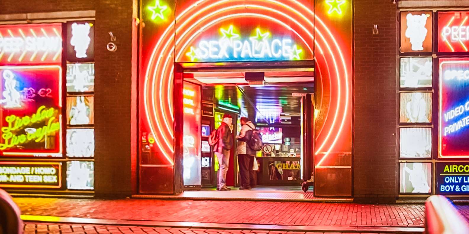 Amsterdam Red Light District & Coffee Shop Tour | GetYourGuide