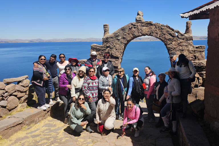 Lake Titicaca Lodge Hotel + Full Day Uros and Taquile Excursion Hotel Lodge Lake Titicaca + Full Day Excursion to Uros and Taquile