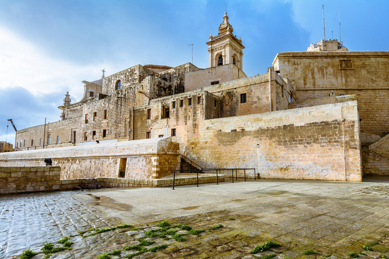 Malta: Gozo 4x4 UTV Tour and Optional Comino Mini Cruise With Arabic-Speaking Tour Leader