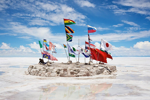 Uyuni: Salt Flats and Sunset Guided Tour 1 with Lunch 1