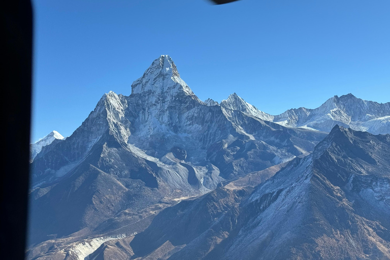 Landing at Everest Base Camp Kalapather and breakfast
