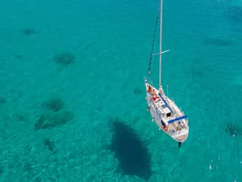 Cagliari: Devil's Saddle Sailboat Tour, Snorkeling and Drink