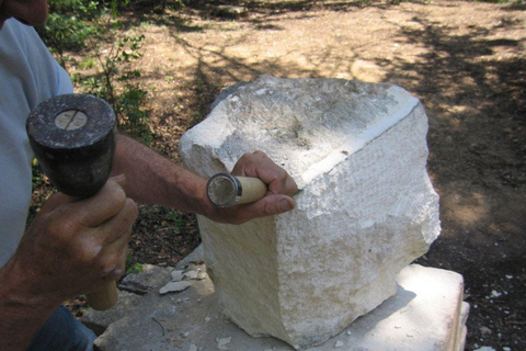 Tour of the Bibémus quarries and short stone cutting workshop. Visit to the Bibémus Quarries and short stone cutting workshop