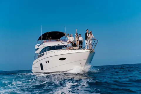 Alanya: 4 Hours Private Luxury Yacht tour.