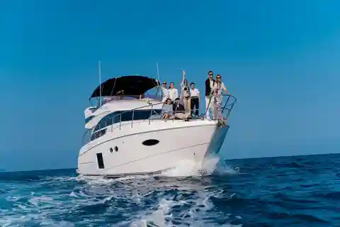 Alanya: 4 Hours Private Luxury Yacht tour.