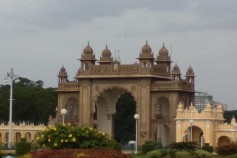 Majestic Mysore - Visite privée d'une journée à Mysore au départ de Bangalore !Majestic Mysore - Excursion d'une journée à Mysore depuis Bangalore