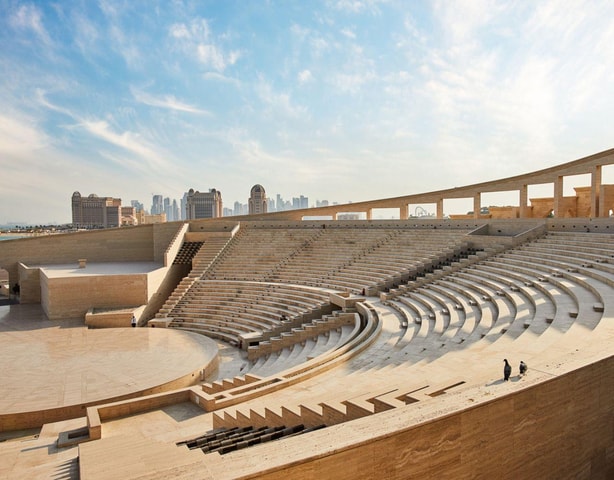 Doha: Katara Cultural Village & Coast Guided Tour