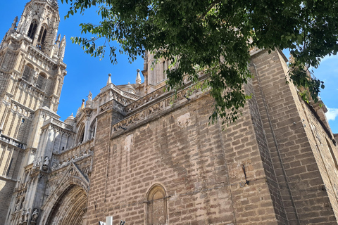 Toledo: Privater Rundgang mit kleiner Gruppe und Eintritt in 2 Denkmäler - 3 Std.