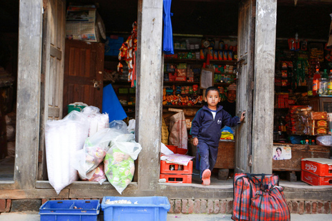 Katmandu: wycieczka piesza z przewodnikiem po restauracjach i sklepachKatmandu: Wycieczka kulinarna i zakupowa z przewodnikiem