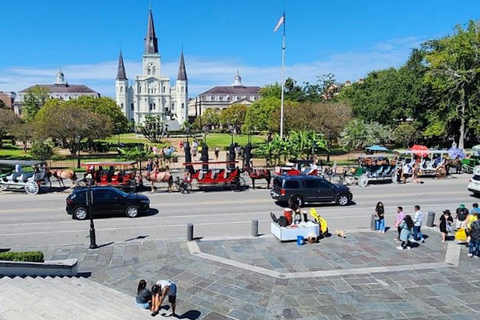 New Orleans: French Quarter History Tour with Cafe du Monde